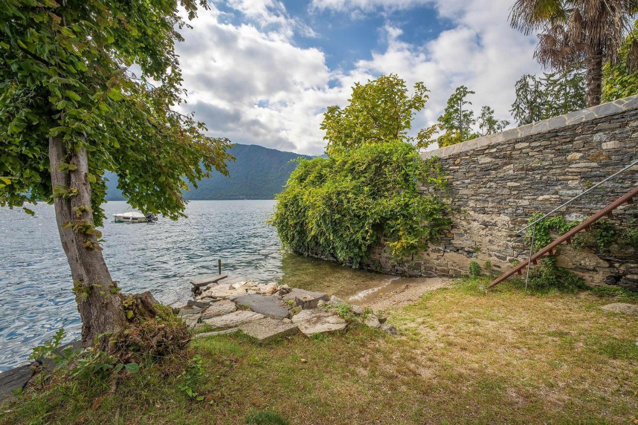 Il Glicine Appartamento Con Darsena Privata A Lago Pettenasco Ngoại thất bức ảnh